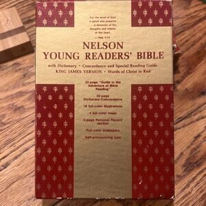 Nelson Young Reader's Bible NIB 1972 #114Z Zipper W/ Cross Black Faux Leather